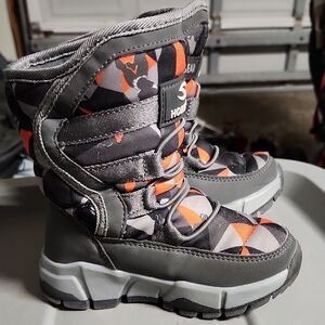 Kids Winter Boots - Gray and Orange